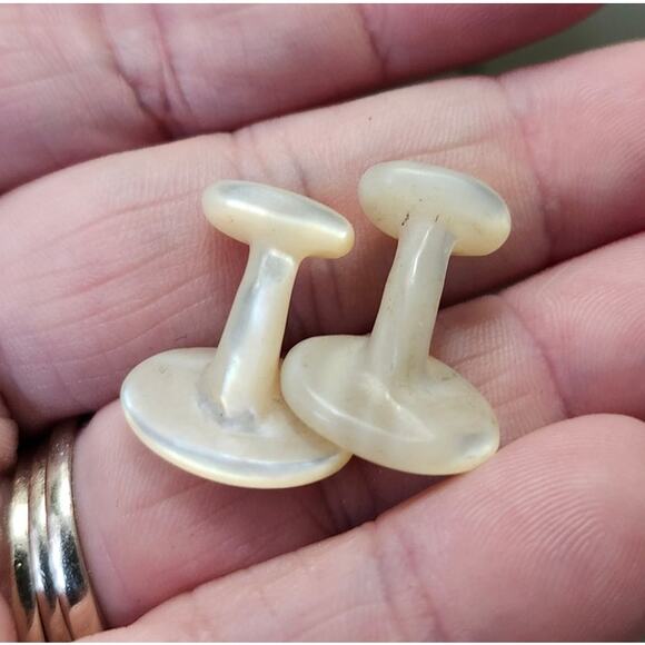 Vintage set Cufflinks Bakelite? Cream Button Covers Double Sided - Picture 8 of 11